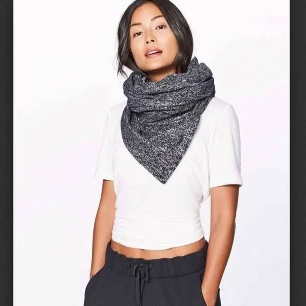 Lululemon Athletica Vinyasa‎ Scarf Women's 0 Heather Gray Multiwear Soft Stretch